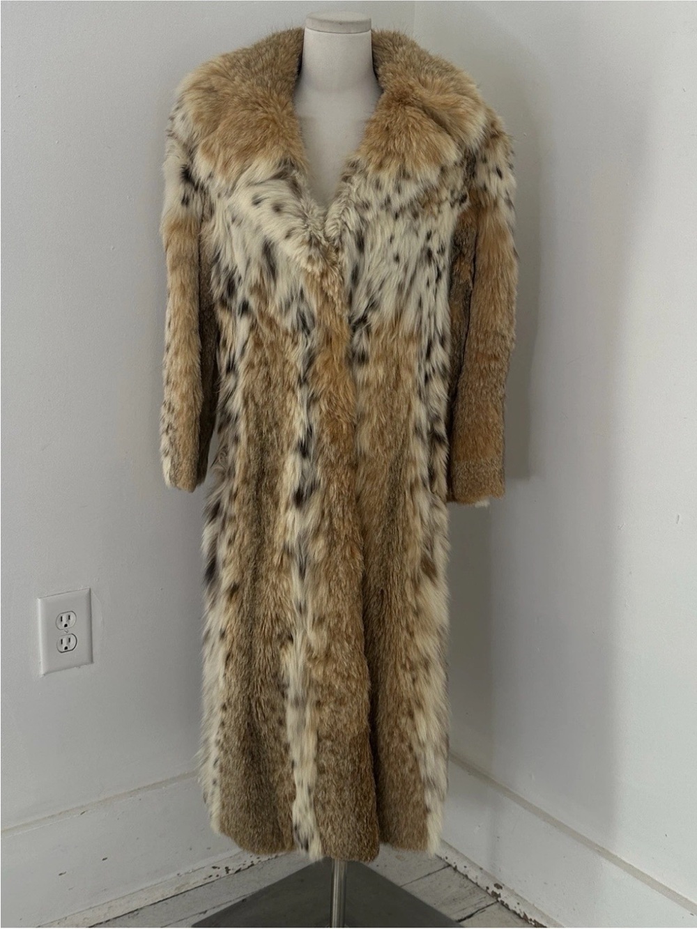 Vintage 1970s Fur Spotted Genuine Fur Coat S/M